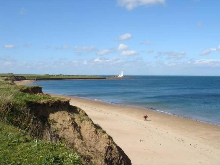 Hightide Seaside With & Spanish Views